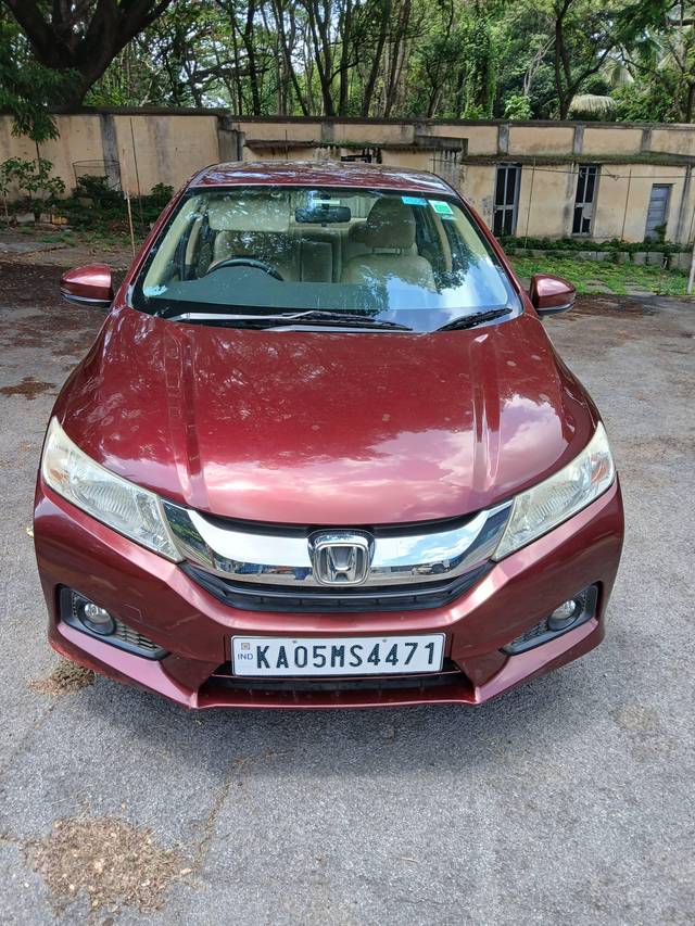 https://images10.gaadi.com/usedcar_image/4536319/original/processed_93b4a947-927a-4882-a201-ad7a9e2c9315.jpg?imwidth=6400