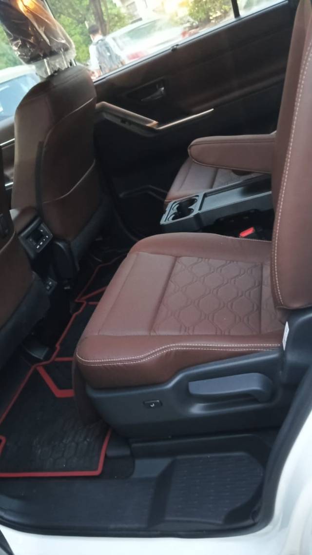 https://images10.gaadi.com/usedcar_image/4536320/original/84d8725ff80cb0bfc548a6ca2fdbdbf1.jpeg?imwidth=6401