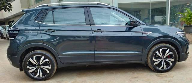 https://images10.gaadi.com/usedcar_image/4536325/original/processed_7c0fc082e84c0e5c17952b84c56384bb.jpeg?imwidth=6401
