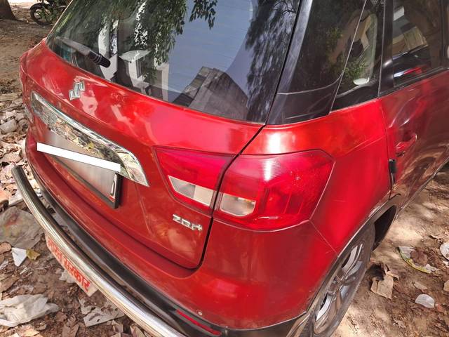 https://images10.gaadi.com/usedcar_image/4536342/original/processed_73149bc9-c735-4b59-8797-a4bc2e584138.jpg?imwidth=6402