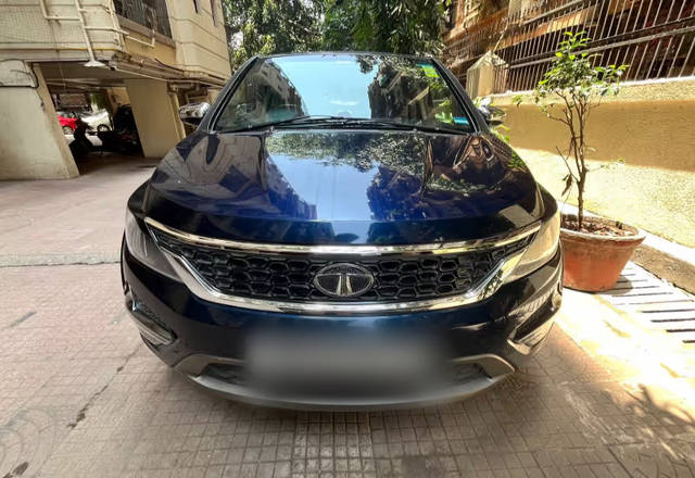 https://images10.gaadi.com/usedcar_image/4536346/original/06779bbb-d800-4a7b-88e4-29a190756610.?imwidth=6402
