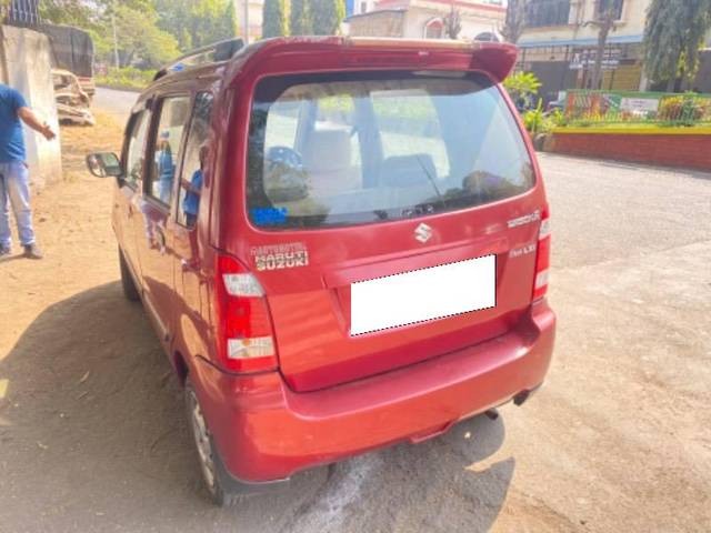 https://images10.gaadi.com/usedcar_image/4536391/original/processed_04b8dccd-2fc7-4447-bb8a-4b3dc0a119d1.jpeg?imwidth=6400