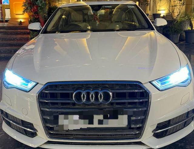 https://images10.gaadi.com/usedcar_image/4536467/original/6e553205dbe0a38d39b0980c27abbf05.jpg?imwidth=6400