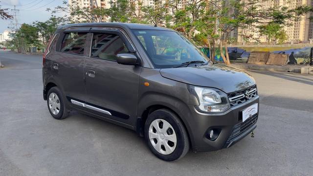 https://images10.gaadi.com/usedcar_image/4536469/original/processed_311b90979bfc9b532b18dd6e3d7b092a.jpg?imwidth=6400