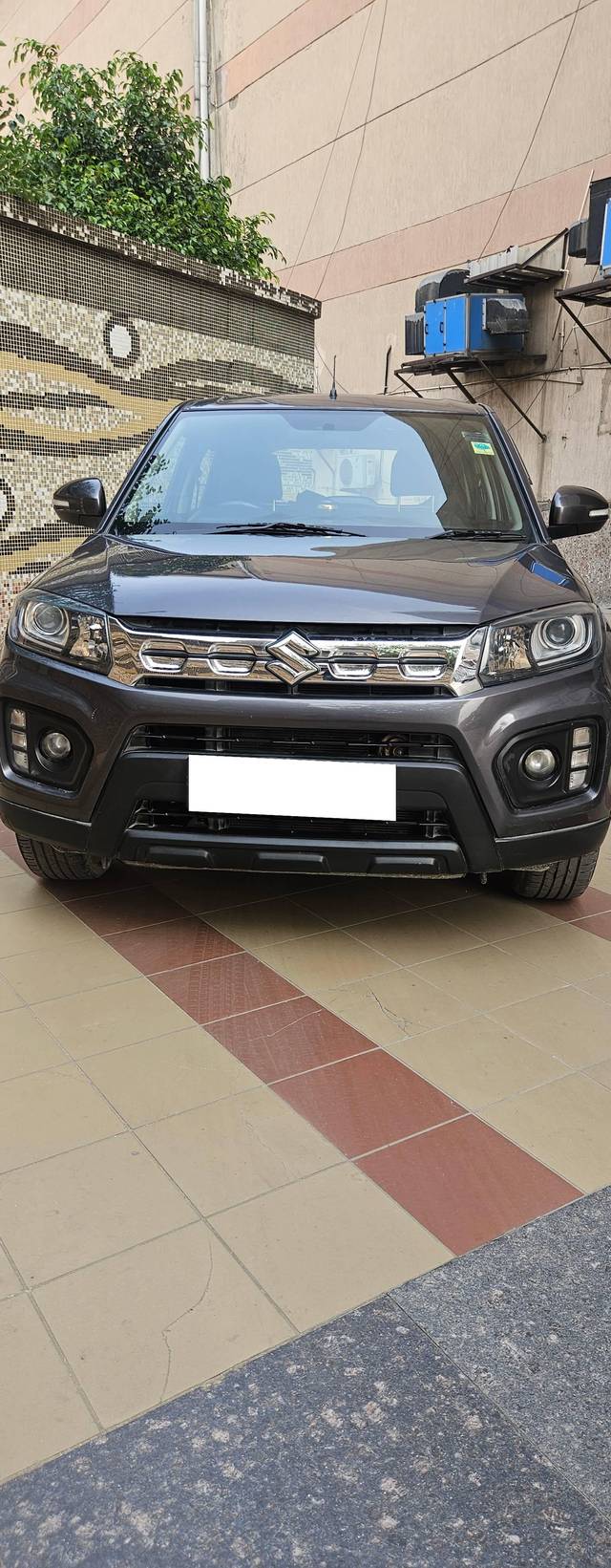 https://images10.gaadi.com/usedcar_image/4536486/original/processed_c01eeba54145ae7febd3b503ef208ad6.jpg?imwidth=6400