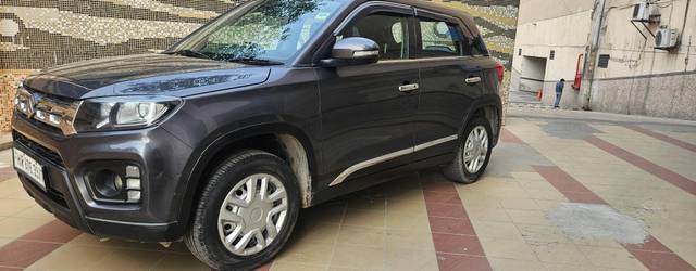 https://images10.gaadi.com/usedcar_image/4536486/original/processed_e68f95eb745f3bf58b332d55b0aff918.jpg?imwidth=6402