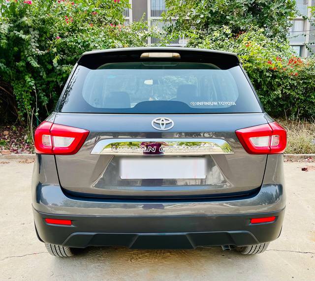 https://images10.gaadi.com/usedcar_image/4536510/original/processed_86b6238c92973f5381444007d200fbb9.jpg?imwidth=6402