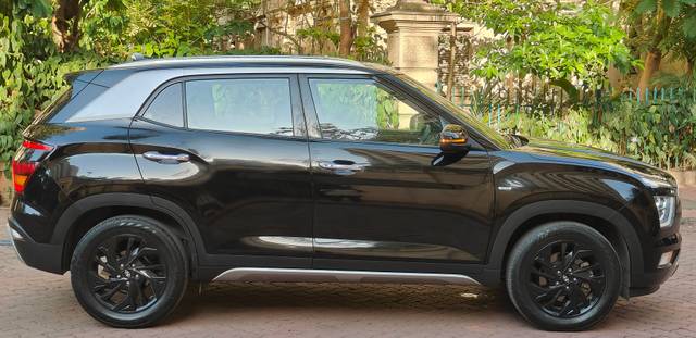 https://images10.gaadi.com/usedcar_image/4536515/original/34092800b559c7aaff6b0550843398b3.jpg?imwidth=6401