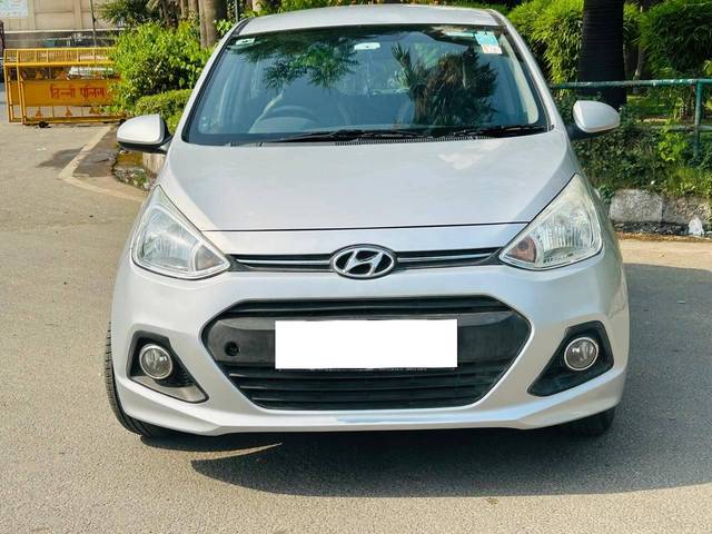 https://images10.gaadi.com/usedcar_image/4536538/original/processed_0f5c4025429cf1b94c40e49553ce310e.jpg?imwidth=6402