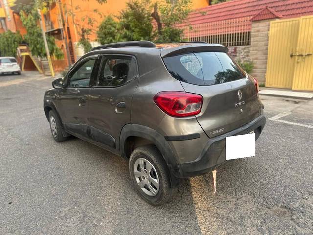 https://images10.gaadi.com/usedcar_image/4536540/original/processed_ff39c9f63f850142b96e036004e8011a.jpg?imwidth=6402