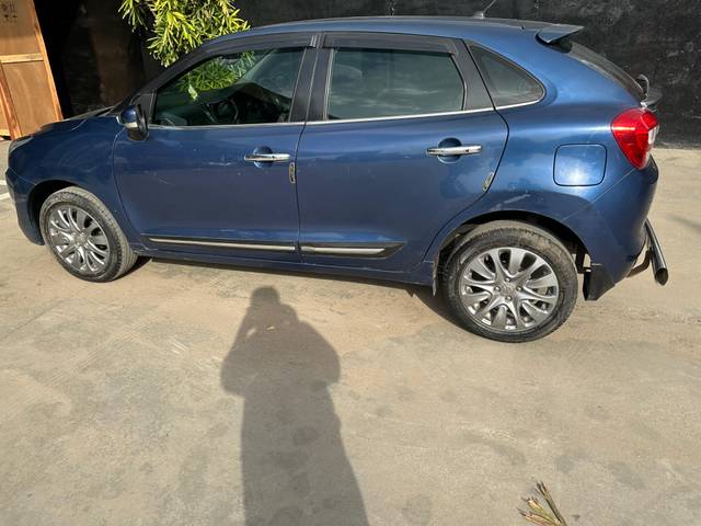 https://images10.gaadi.com/usedcar_image/4536576/original/1f9778af-b662-426c-abcc-ef3f02a44fd7.jpg?imwidth=6401