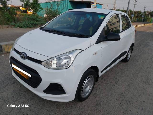 https://images10.gaadi.com/usedcar_image/4536608/original/processed_55f4da052f4dfa76ee68c3270597d018.jpg?imwidth=6400