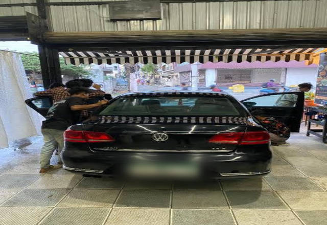 https://images10.gaadi.com/usedcar_image/4536614/original/06a85209-0efe-4559-99f8-011d954a1be3.?imwidth=6401