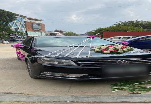 https://images10.gaadi.com/usedcar_image/4536614/original/6a53ab3a-e192-4246-90b3-72cad1bce935.?imwidth=6400