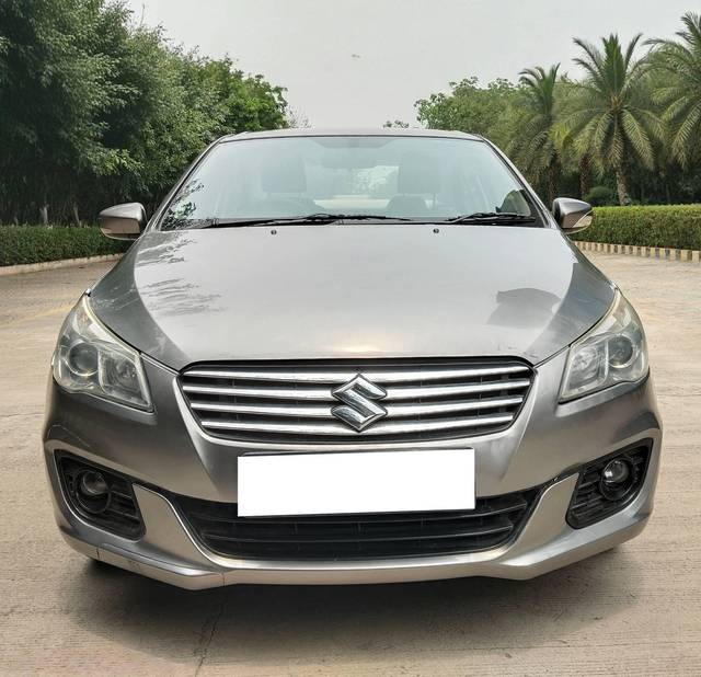 https://images10.gaadi.com/usedcar_image/4536631/original/processed_ea0df7d3a460783447d98968cbc29339.jpg?imwidth=6401