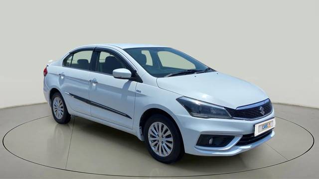 https://images10.gaadi.com/usedcar_image/4536642/original/74c437f01ade1156f10685663355fa12.jpg?imwidth=6400