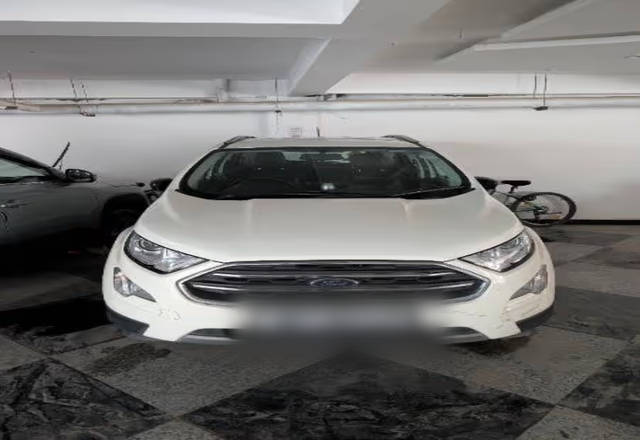 https://images10.gaadi.com/usedcar_image/4536647/original/efaacc1f-ec8a-4320-b65b-b35037062563.?imwidth=6400