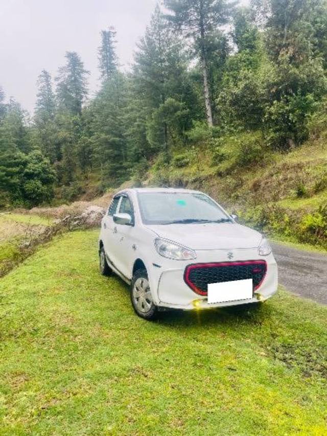 https://images10.gaadi.com/usedcar_image/4536659/original/processed_65ff43bb-a2c4-4d27-a81b-ee277189d28b.jpeg?imwidth=6400