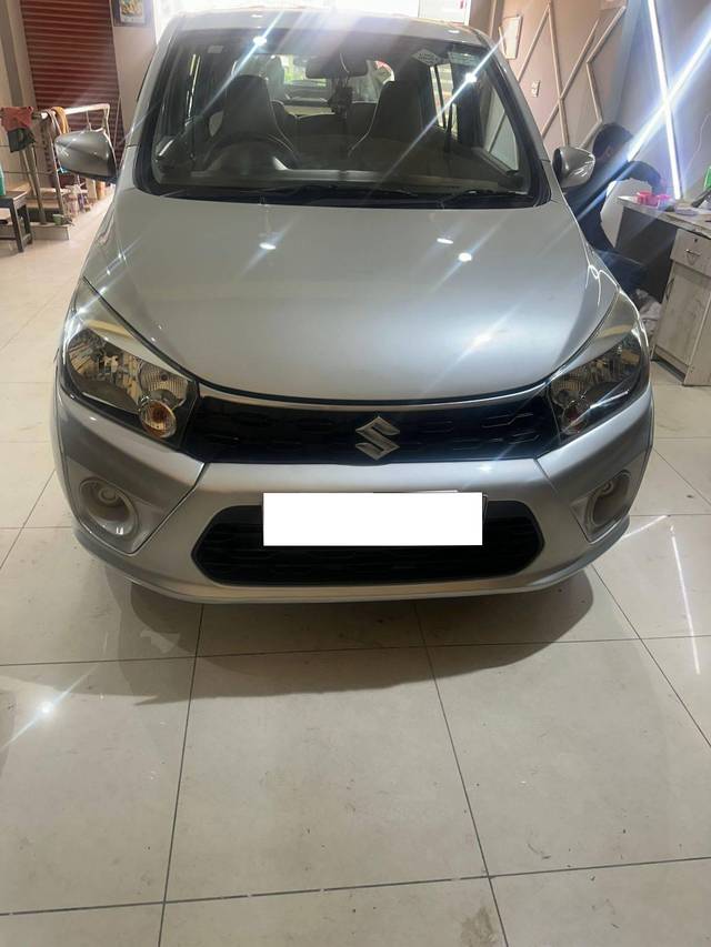 https://images10.gaadi.com/usedcar_image/4536680/original/processed_a9ea7f7f-ac00-4cca-92e7-a1a2e4024df1.jpg?imwidth=6400