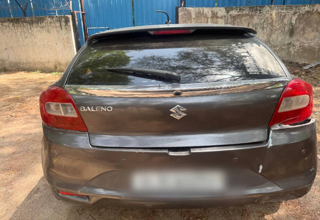 https://images10.gaadi.com/usedcar_image/4536690/original/662cf6d4-df56-4baa-bbb2-c97a27da7e43.?imwidth=6401