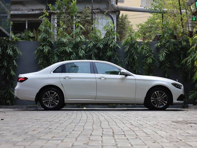 https://images10.gaadi.com/usedcar_image/4536724/original/7c403de93bb46df58d19313f9b89bce8.jpg?imwidth=6401