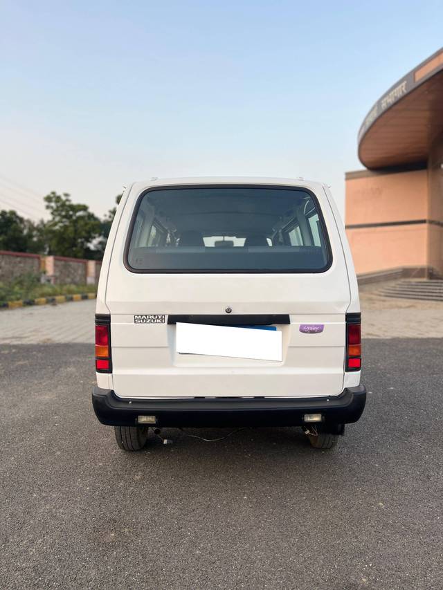 https://images10.gaadi.com/usedcar_image/4536746/original/processed_9407df0fcefb9c9257fee3b5230f18cc.jpg?imwidth=6402