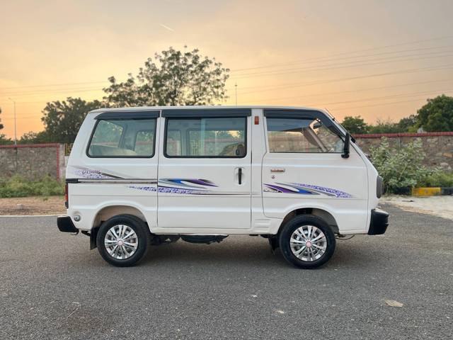 https://images10.gaadi.com/usedcar_image/4536746/original/processed_da6fd74777786e670110432efb4f130e.jpg?imwidth=6401