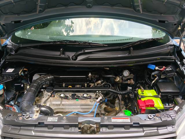 https://images10.gaadi.com/usedcar_image/4536756/original/ccac5428aac8c456c23da88bf0a4041a.jpg?imwidth=6402