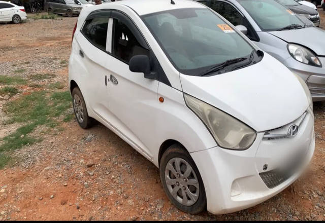 https://images10.gaadi.com/usedcar_image/4536759/original/e4d23fbd-82ed-4370-b362-e0829ed9c6ba.?imwidth=6400