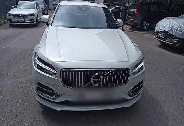 https://images10.gaadi.com/usedcar_image/4536774/original/87eacc1f-2cbc-48bd-95b8-b83485d473c9.?imwidth=6401