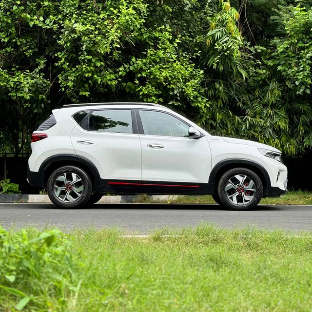 https://images10.gaadi.com/usedcar_image/4536777/original/processed_fae1ed46fc92da862b24344423490c01.jpg?imwidth=6401