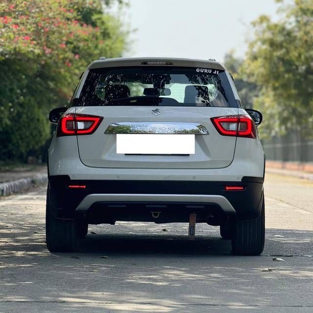 https://images10.gaadi.com/usedcar_image/4536784/original/processed_899e66777a049ca076faecf8dca99906.jpg?imwidth=6402