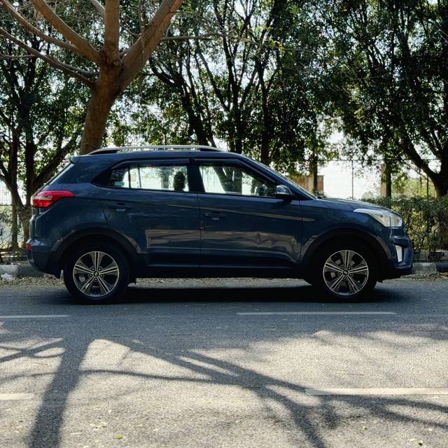 https://images10.gaadi.com/usedcar_image/4536793/original/fc34d8348067574dd31828b4bfc4e005.jpg?imwidth=6401