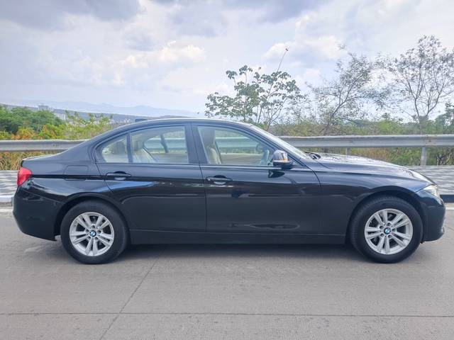 https://images10.gaadi.com/usedcar_image/4536807/original/07fb5e363af43d3d9c47a954f5748120.jpg?imwidth=6401
