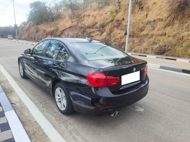 Second-hand 2017 BMW 3 Series 320d for sale in Pune-10