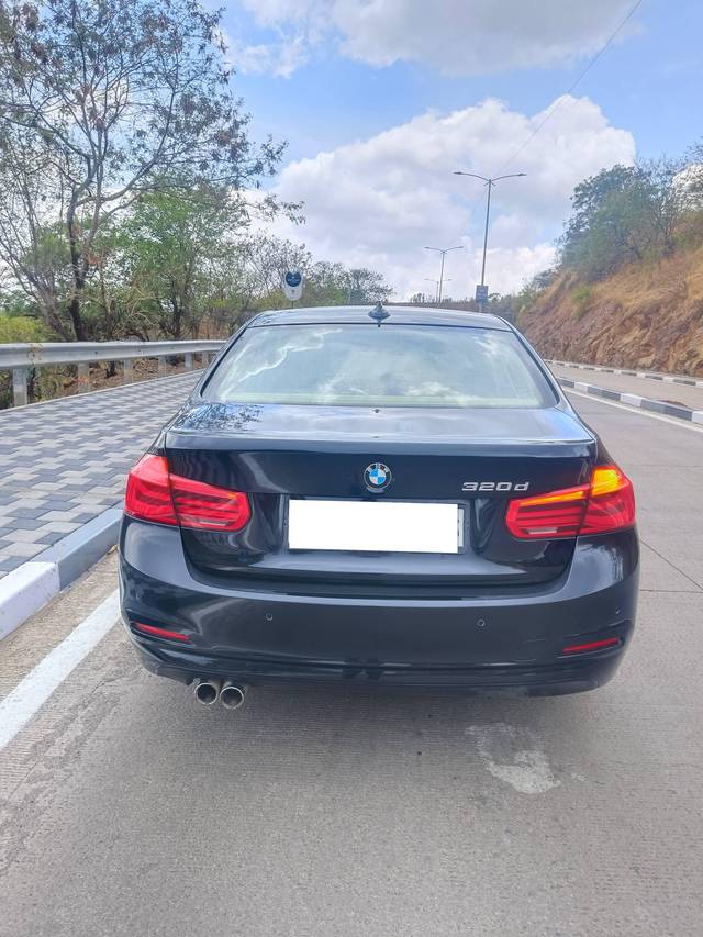 https://images10.gaadi.com/usedcar_image/4536807/original/processed_bb45e7a969774a8ce02db6658bcaa1f5.jpg?imwidth=6402