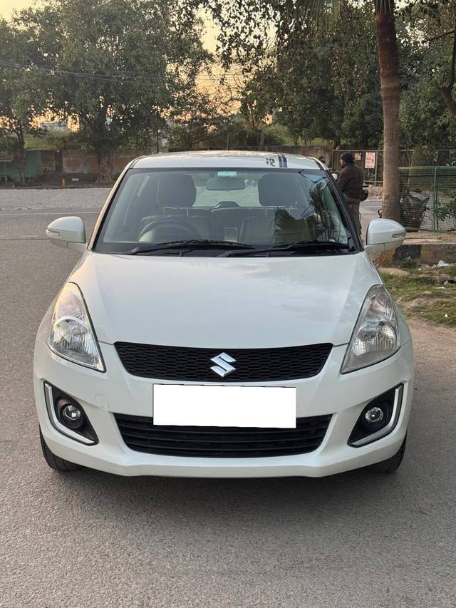 https://images10.gaadi.com/usedcar_image/4536812/original/processed_aa09ce96cf72735aa8f83c5ab1d03082.jpg?imwidth=6400