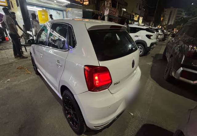 https://images10.gaadi.com/usedcar_image/4536856/original/0c4086a0-eb3f-4d4c-9620-403a96e191bb.?imwidth=6400