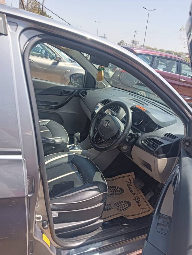 https://images10.gaadi.com/usedcar_image/4536872/original/2f489299ad4964f9f35557f7c1ad2e17.jpg?imwidth=6401
