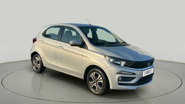 https://images10.gaadi.com/usedcar_image/4536883/original/1a1710c7537a29a46d69283002407b33.jpg?imwidth=6400