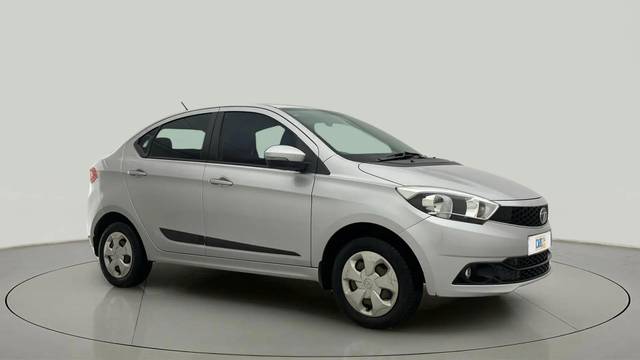 https://images10.gaadi.com/usedcar_image/4536884/original/24374a6e78d724dee615c4067c0c7b4c.jpg?imwidth=6400