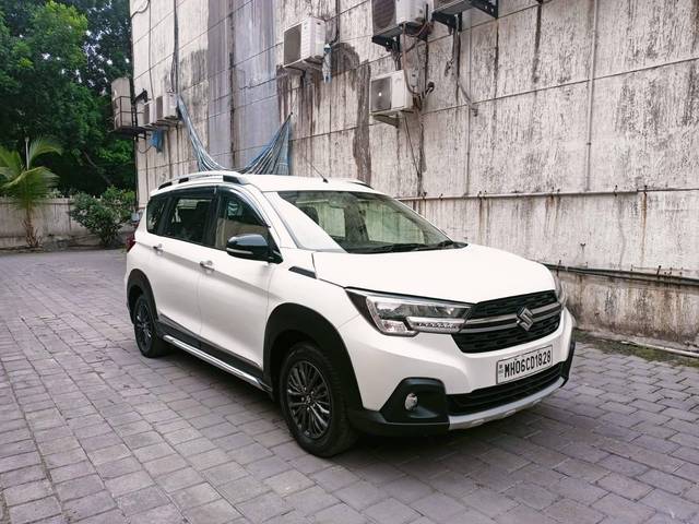 https://images10.gaadi.com/usedcar_image/4536893/original/processed_c8c1753d778adeb5497c318ca2e448e0.jpg?imwidth=6400