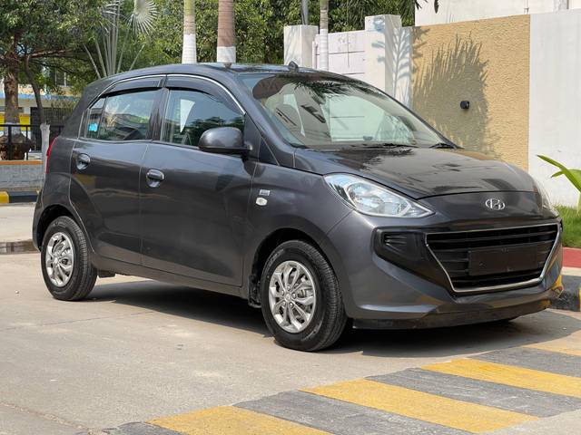 https://images10.gaadi.com/usedcar_image/4536896/original/processed_9a4ae33b20fc386db54d9576ae4259fd.jpg?imwidth=6400