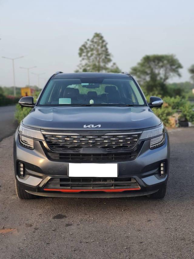 https://images10.gaadi.com/usedcar_image/4536900/original/processed_1e47284f3307ac40c88de095a7e048b0.jpg?imwidth=6400