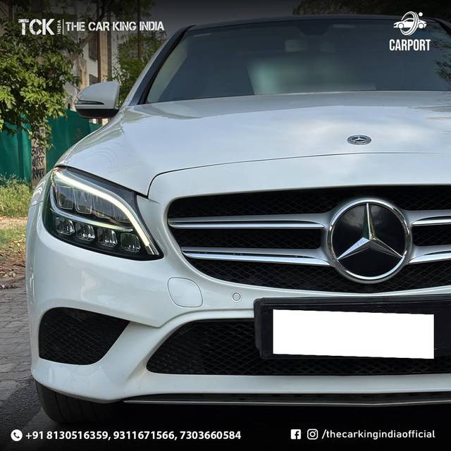 https://images10.gaadi.com/usedcar_image/4536909/original/processed_1efef80620189e9a6564677713310181.jpg?imwidth=6402