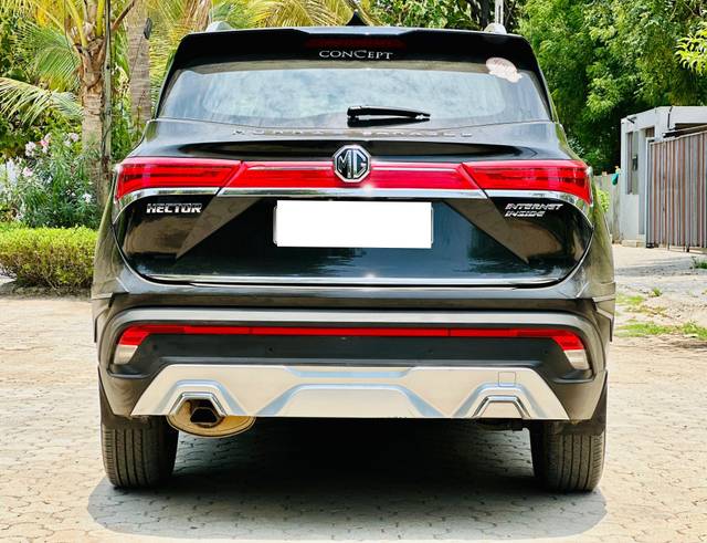 https://images10.gaadi.com/usedcar_image/4536921/original/processed_29b244204afe702f1512c62d81155d4f.jpg?imwidth=6402