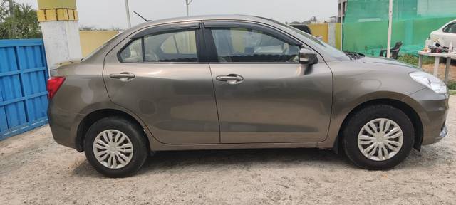 https://images10.gaadi.com/usedcar_image/4536943/original/566d291c9b86f8030c5959dda030d9a7.jpg?imwidth=6401