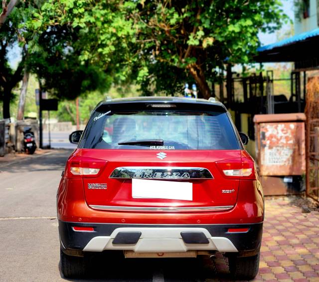 https://images10.gaadi.com/usedcar_image/4536992/original/processed_f152982788ef1fe99f001c908adfaf8b.jpg?imwidth=6401