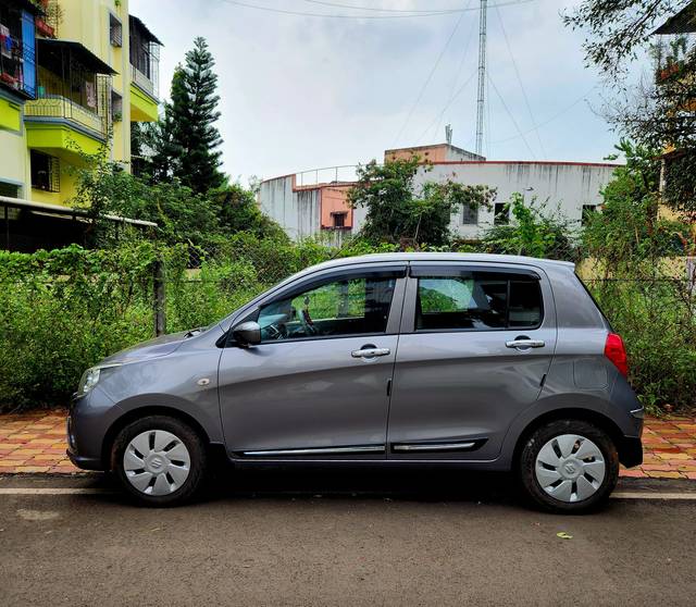 https://images10.gaadi.com/usedcar_image/4537007/original/36f5257f08b0798183f24080d184311a.jpg?imwidth=6402