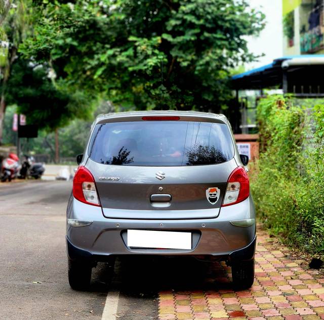 https://images10.gaadi.com/usedcar_image/4537007/original/processed_d8ecf4c3e3070babc5b3d8262b8a5525.jpg?imwidth=6401